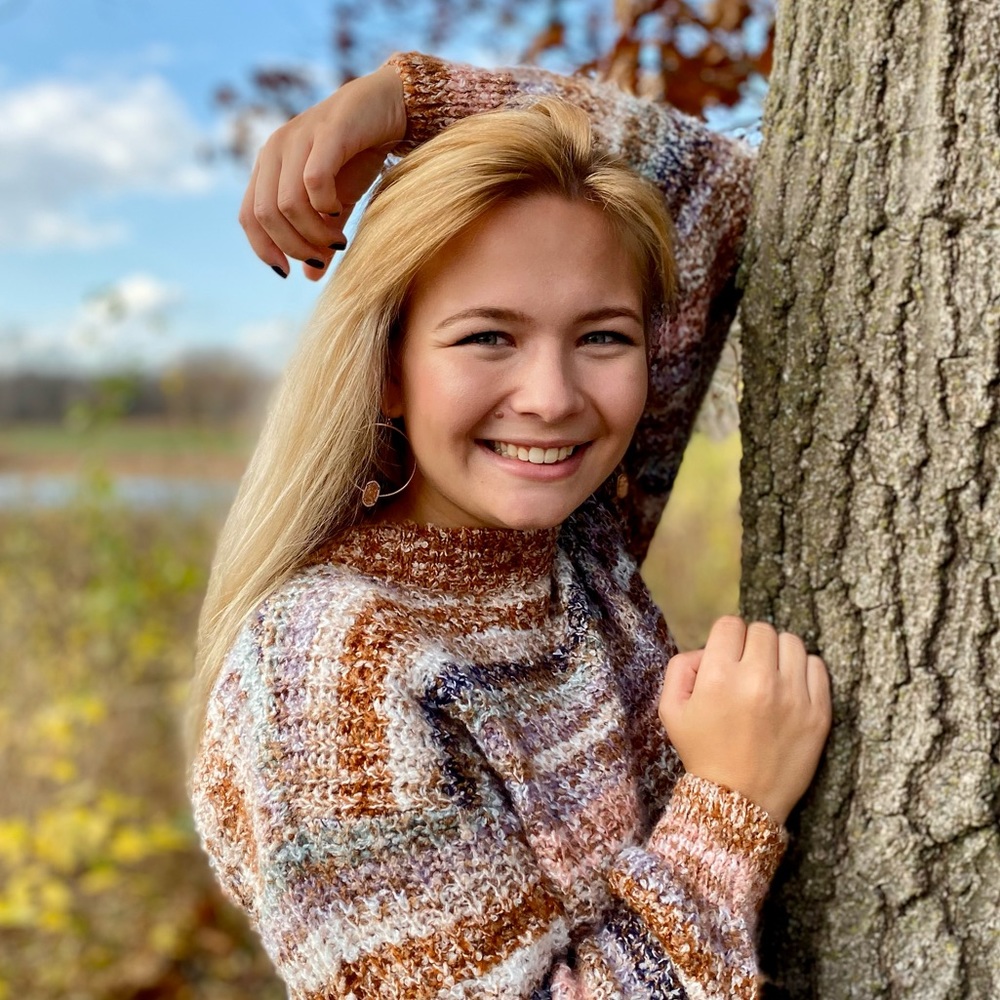 Meet your Posher, Annie